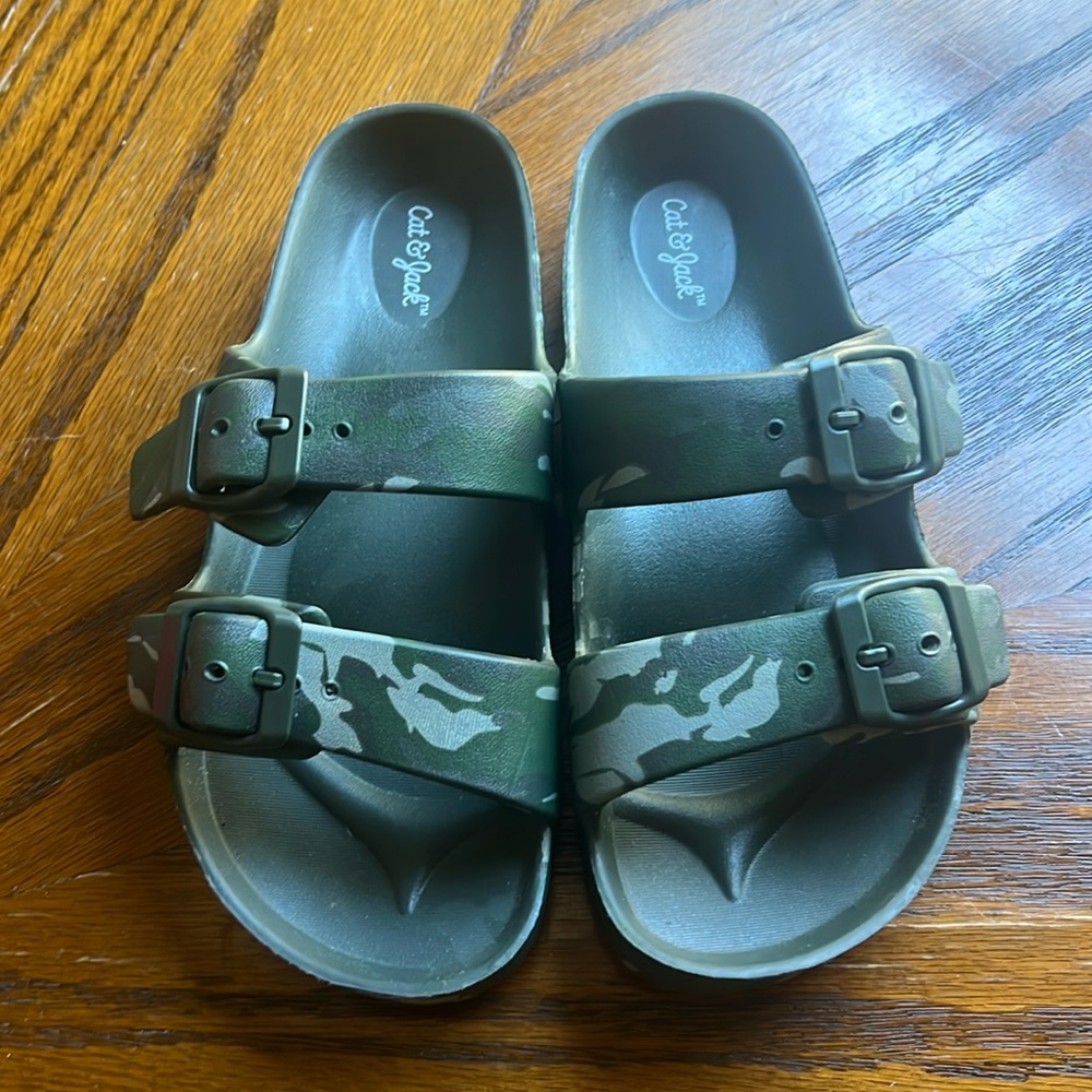 Cat & Jack Slides Sandals Size 13 Camo Print